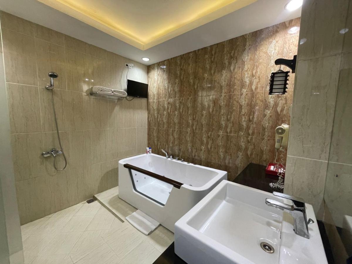 Grand Buana Lestari Hotel 巴东 外观 照片