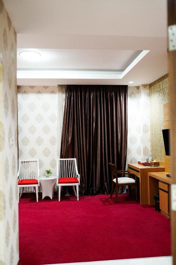 Grand Buana Lestari Hotel 巴东 外观 照片